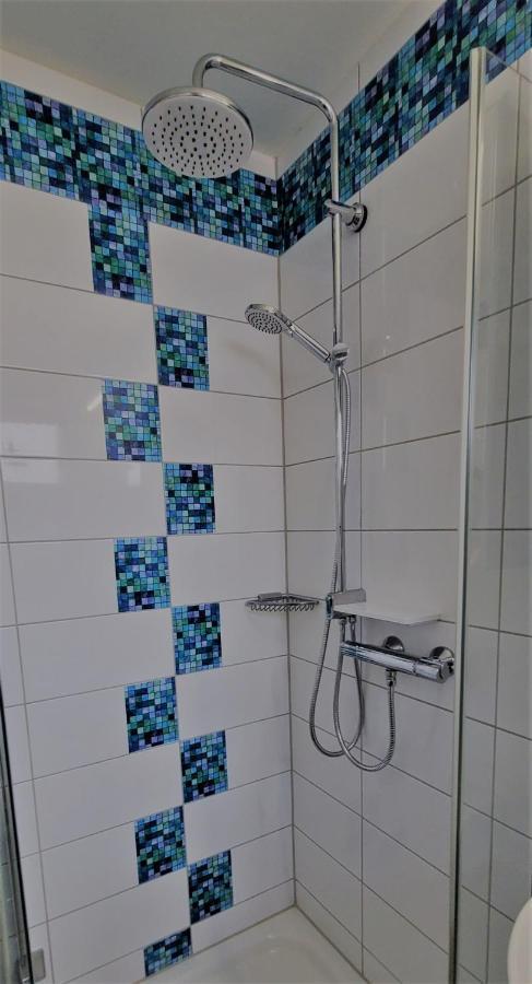 Friesenkate Bensersiel Esens Buitenkant foto